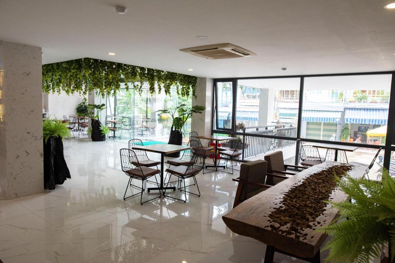 Lava Hotel Nha Trang Esterno foto