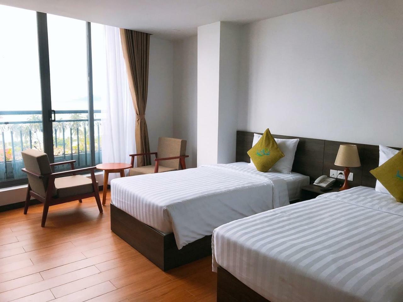 Lava Hotel Nha Trang Esterno foto