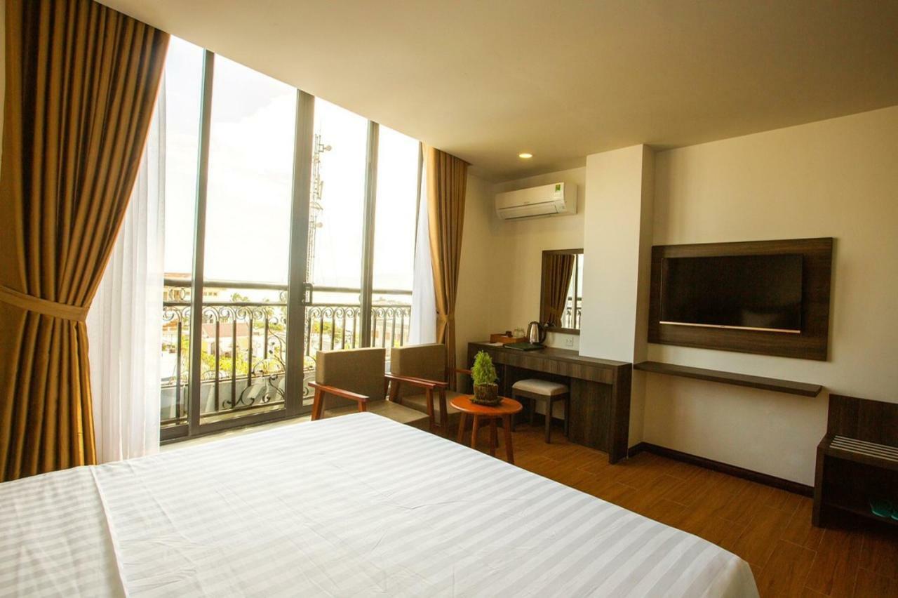 Lava Hotel Nha Trang Esterno foto